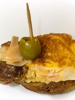 Una foto de Tapita de tortilla ”Lo que me encontré en la despensa”