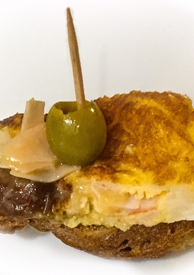 Una foto de Tapita de tortilla ”Lo que me encontré en la despensa”