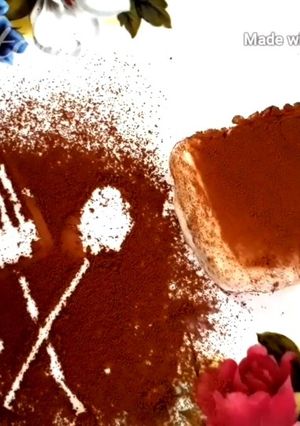 A picture of Italian triamsu dessert.
