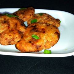 A picture of Garri /Semo fritters.
