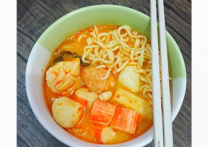 251. Sukiyaki Kuah Tomyam