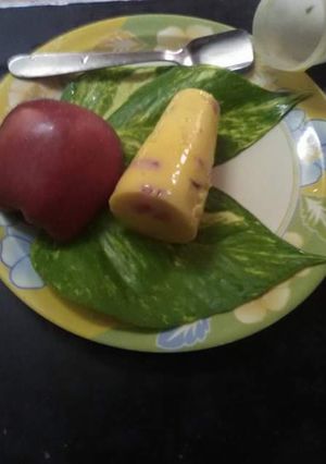 A picture of Kesar - pista kulfi.