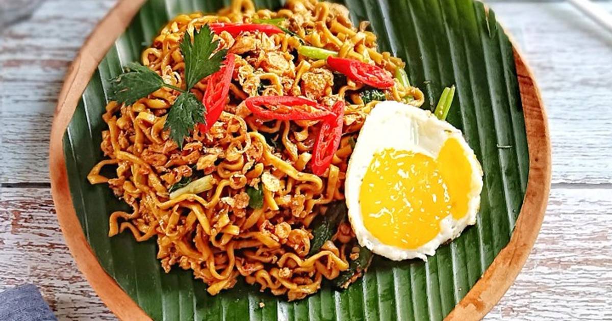 Resep Mie Goreng Pedas Oleh Nindaummuzia - Cookpad