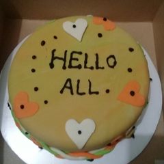 A picture of Strawberry cake covered with fondant. 1kg.