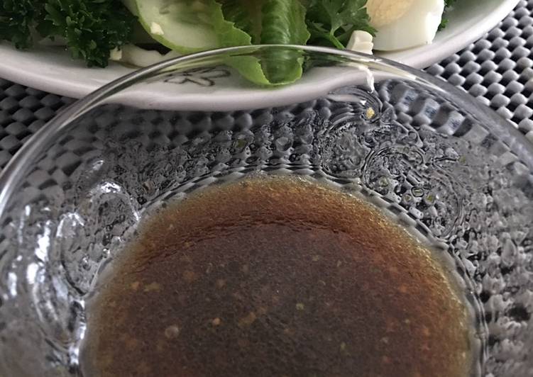 Bagaimana Menyiapkan Soy sauce salad dressing Lezat