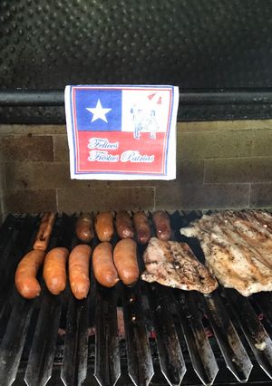 Una foto de Asado familiar 🇨🇱 tiki tiki tii!!