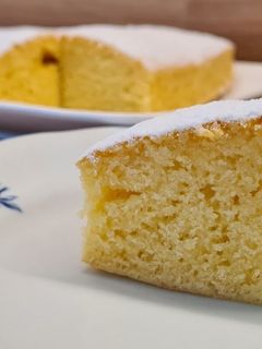 Glutén- és laktózmentes forró tejes sütemény recept fotója