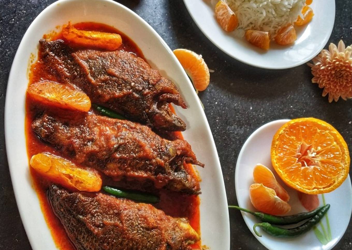 Koi Komola(Climbing Fish cooked with Orange juice)