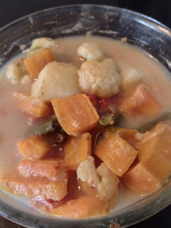 ভেজিটেবল স্ট্যু (vegetable stew recipe in Bengali) রেসিপির প্রধান ছবি