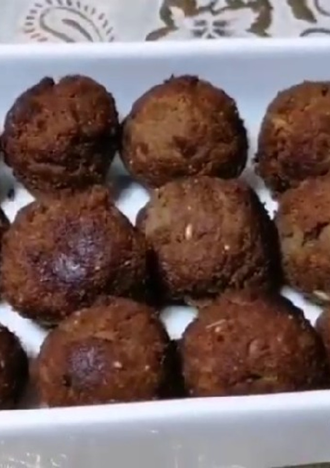 மட்டன் கோலா உருண்டை செய்முறை முக்கிய புகைப்படம்