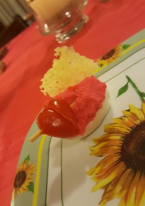 Una foto de Huevos rellenos con Hummus - Especial San Valentín