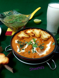 શાહી પનીર જૈન (Shahi Paneer Jain Recipe In Gujarati) રેસીપી મુખ્ય ફોટો