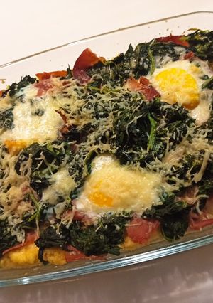 Une photo de Gratin de polenta épinard jambon cru