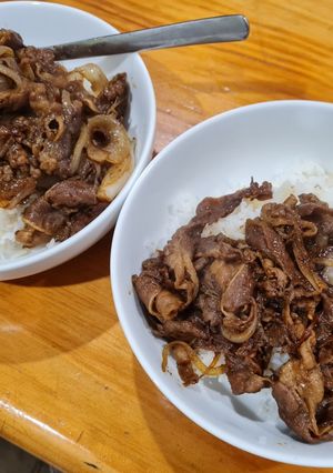 Foto resep Yakiniku rice bowl
