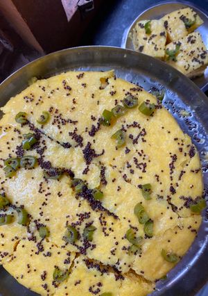 A picture of Besan khaman.