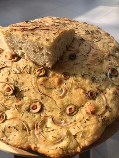Una foto de Focaccia, pan italiano 🇮🇹