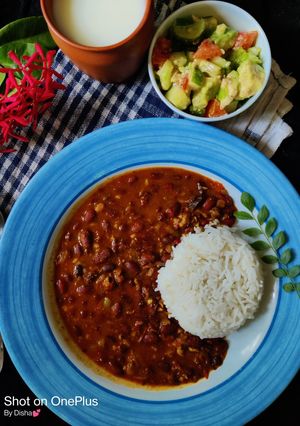 રાજમા ચાવલ (Rajma Chawal Recipe In Gujarati) રેસીપી મુખ્ય ફોટો