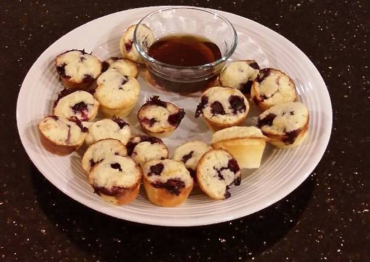 Steps to Make Perfect Mini Muffin Blueberry Pancakes