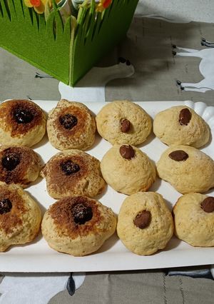 A picture of Easter Cookies.