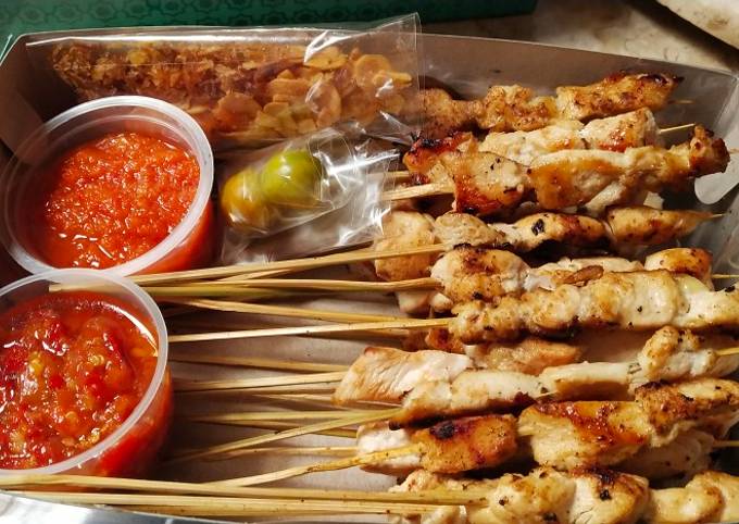 Sate Taichan bumbu samba Asam manis