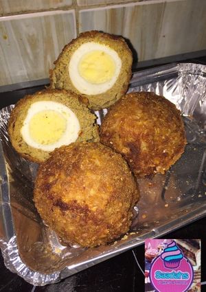A picture of Scotch Eggs.