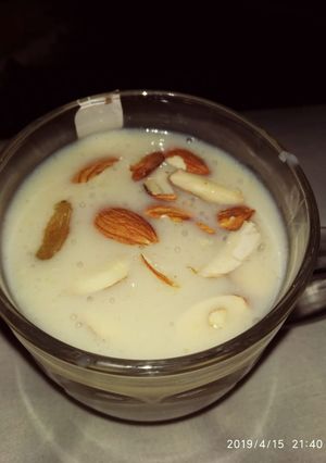 A picture of Mango shake.