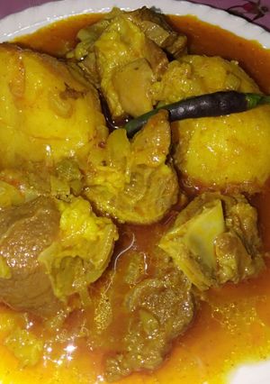খাসির মাংসের ঝোল (khashir mansher jhol recipe in Bengali) রেসিপির প্রধান ছবি