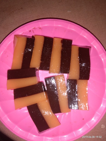 Cara Memasak Puding lapis mangga coklat Istimewa