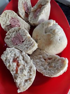 Una foto de Pancitos rellenos
