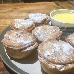 A picture of Salted Caramel & Apple Mince Pies.