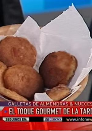 Una foto de Galletitas de almendras y nueces bolivianas
