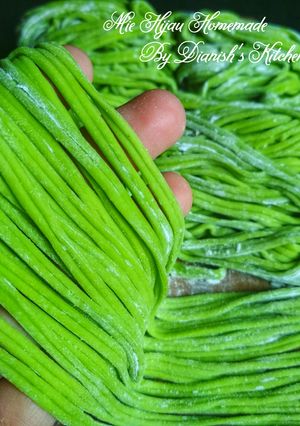 Foto resep Mie Homemade Eggless (Sawi)
