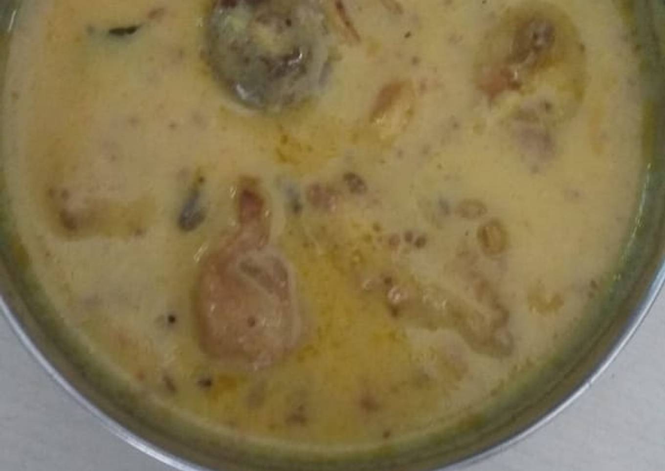 Pakoda ki kadhi