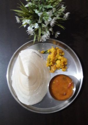 ઢોસા(dosa in Gujarati) રેસીપી મુખ્ય ફોટો