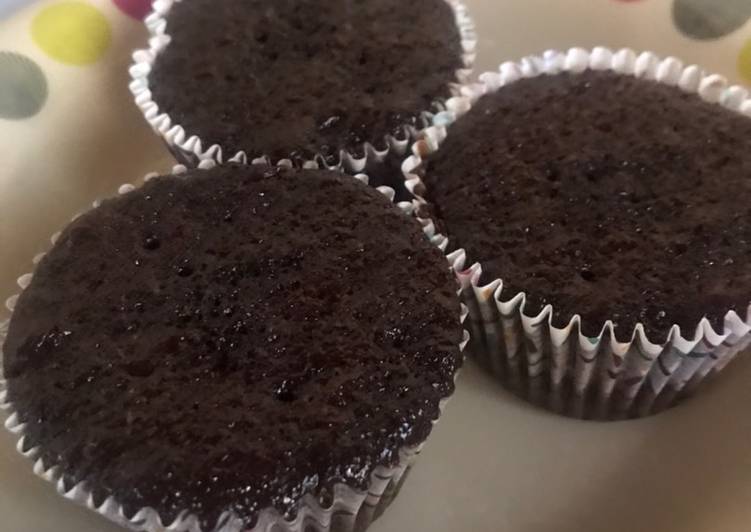 Simple Way to Prepare Homemade Chocolate cupcakes