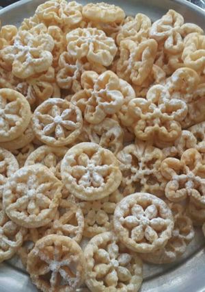 عکسی از دستور شیرینی پنجره ای😋😋😋