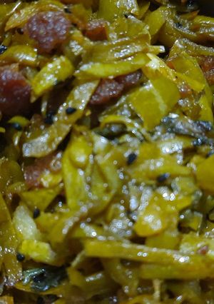 লাউ খোসা ভাজা(Lau Khosa bhaja recipe in Bengali) রেসিপির প্রধান ছবি