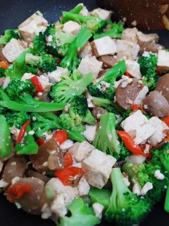 Foto resep Tumis Brokoli Baso Tahu Saus Tiram