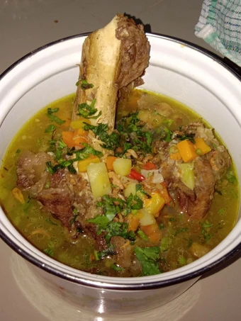 Cara Mudah Membikin Resep Sup sumsum Tulang Sapi kuah segeerrrrr 😍 yang  Bikin Ketagihan Anti Ribet, Mantap