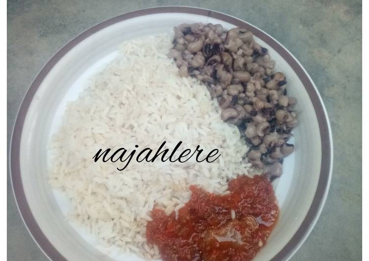 White rice, stew and beans