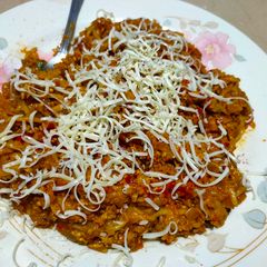 A picture of Egg maggi (Tawa keema noodles).