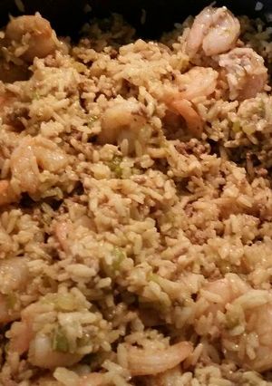 A picture of Dirty Brown Rice with Shrimp.