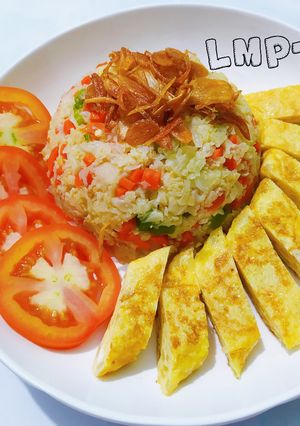 Hình của món Cơm chiên Keto - Trứng cuộn hành tây - LMPT.
