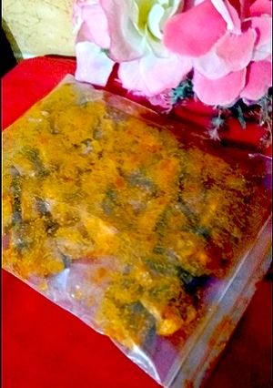 A picture of Frozen chicken Tikka boti.