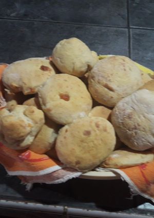 Una foto de Pan casero con queso