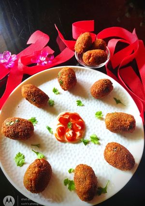 A picture of Potato Cheese Bites.