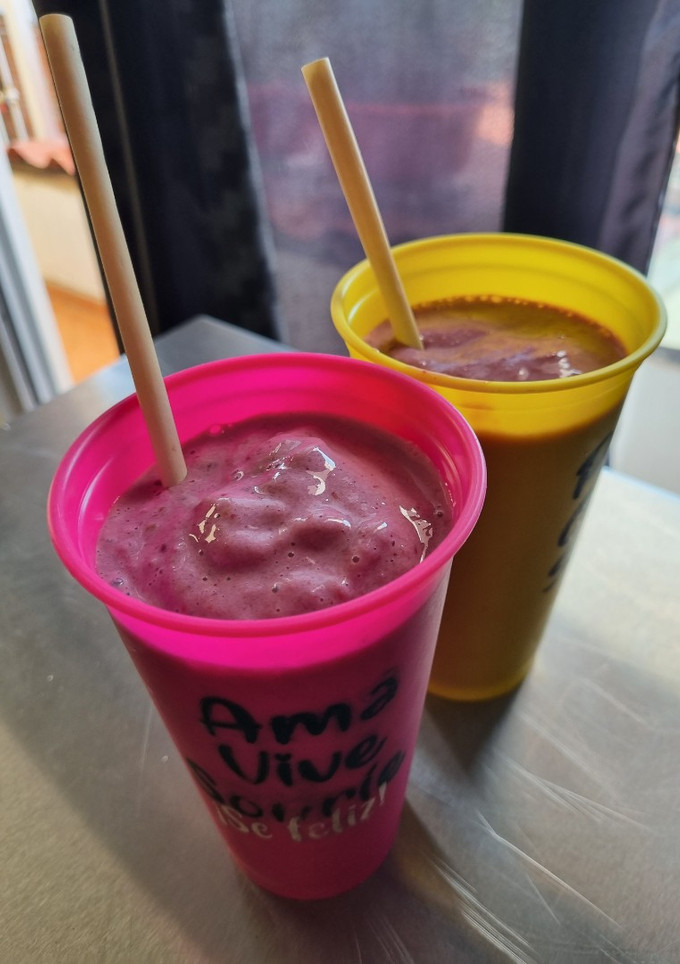 Una foto de Smoothie frutos rojos para desayuno