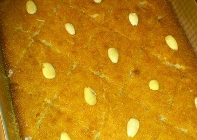 Recipe of Award-winning Harisa - semolina cake هريسة