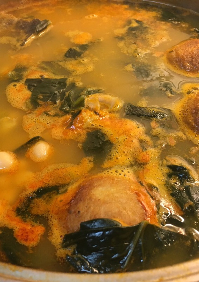 Una foto de Garbanzada con bacalao y espinacas 🐟🌱