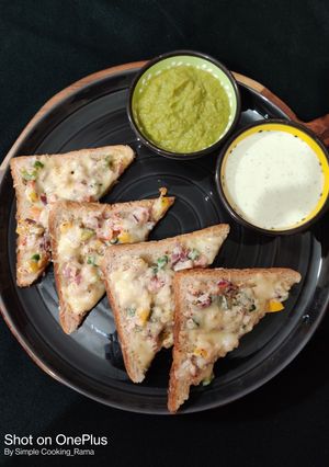 A picture of GRILLED Vegetable TRIANGULAR TOAST.